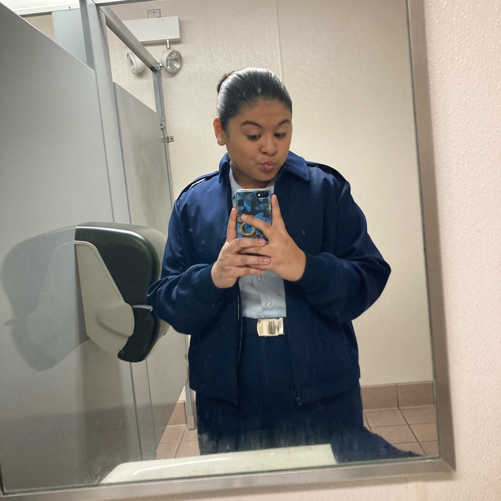 Meet your Posher, Melina